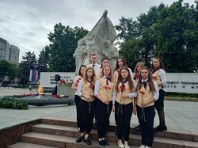 Сотрудники МФЦ приняли участие в возложении цветов к мемориальным памятникам